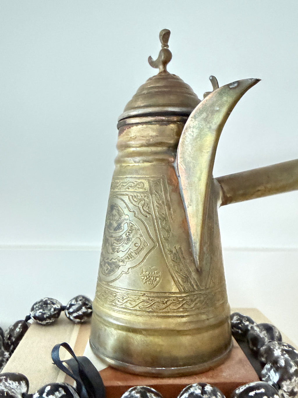 Iskandar Matar and Sons (Nazareth) handmade brass & copper coffee pot